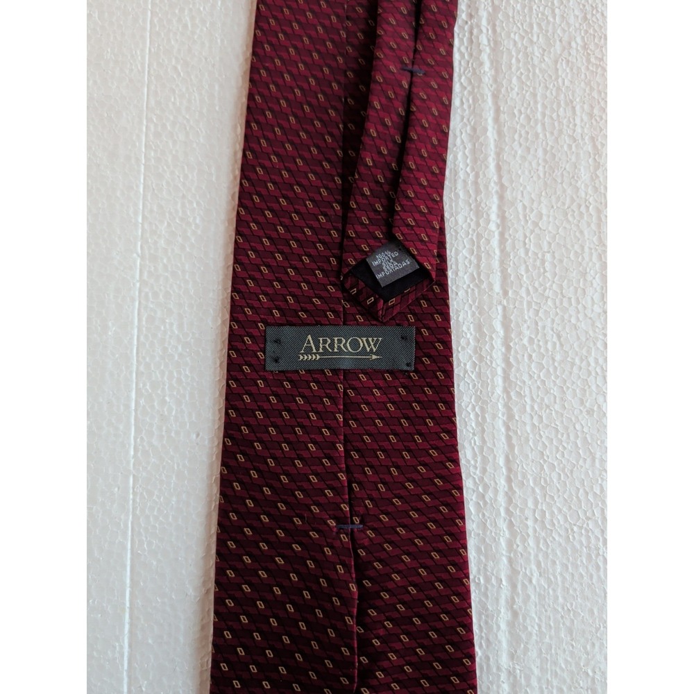 Arrow USA 100% Silk Red Maroon Black Striped Mens Tie Small Pattern 58" X 4"‎ - Picture 2 of 3